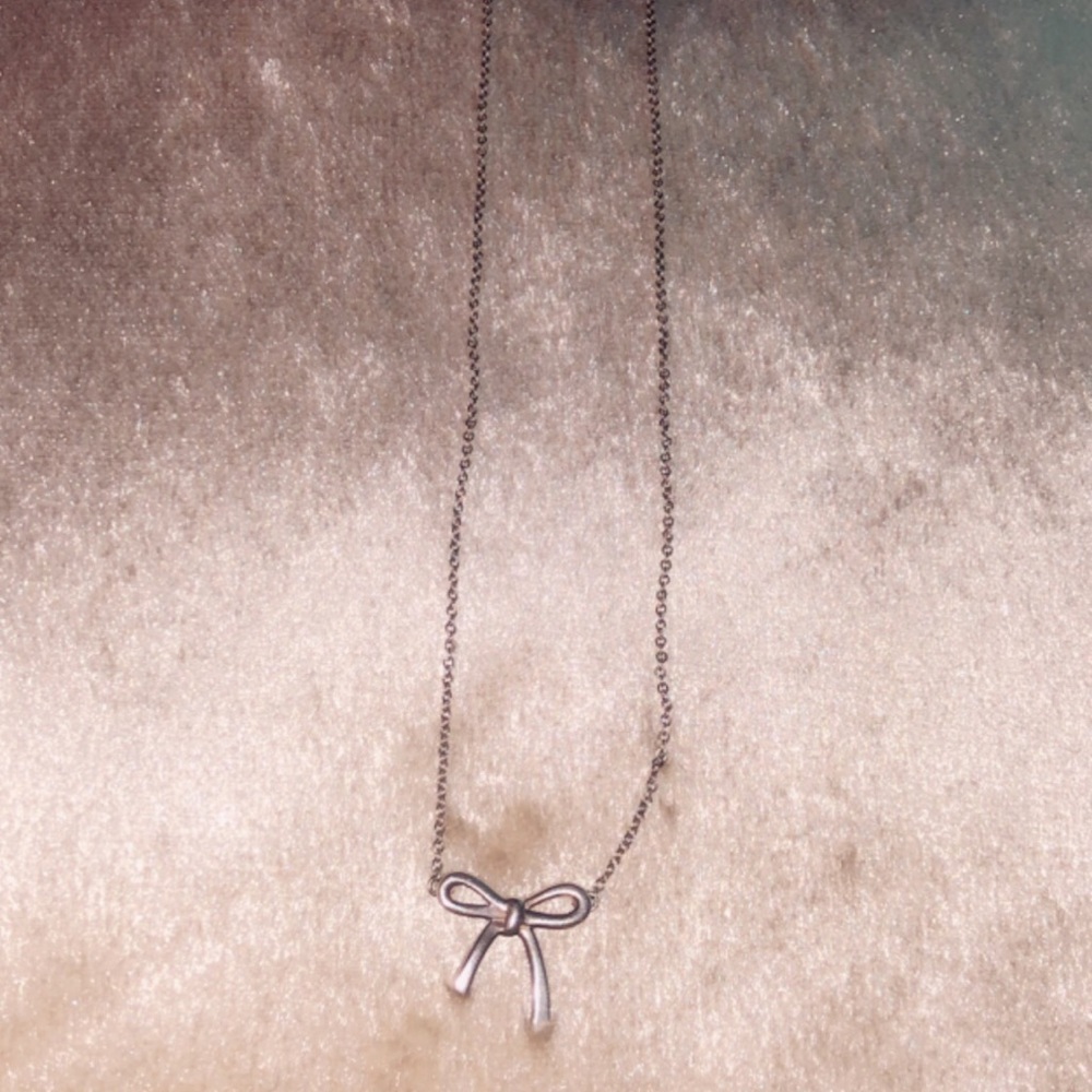 Classic Tiffany and Co Bow necklace